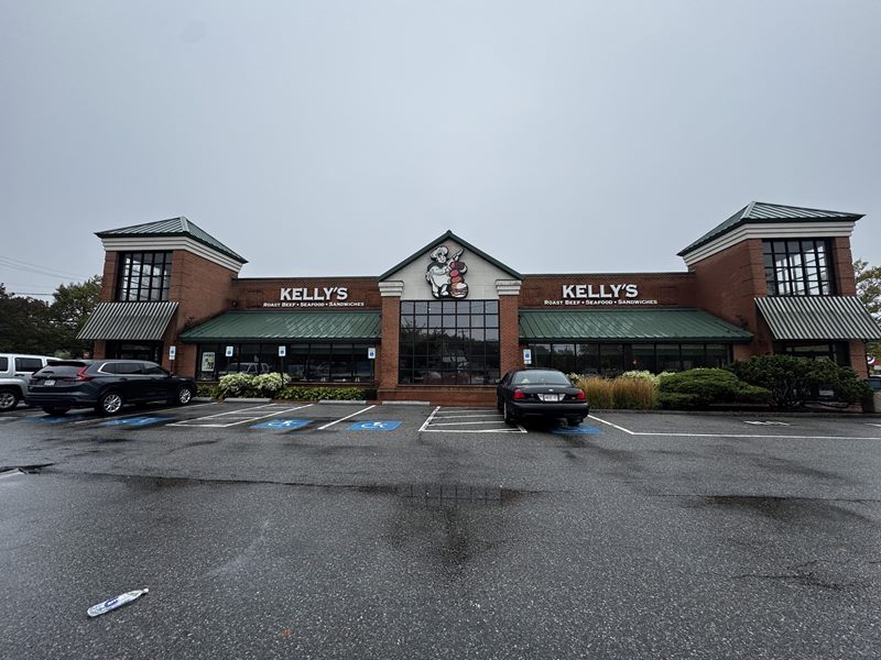 Kelly's Roast Beef exterior